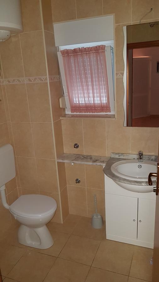 Отель Apartman Jukic Марина Экстерьер фото